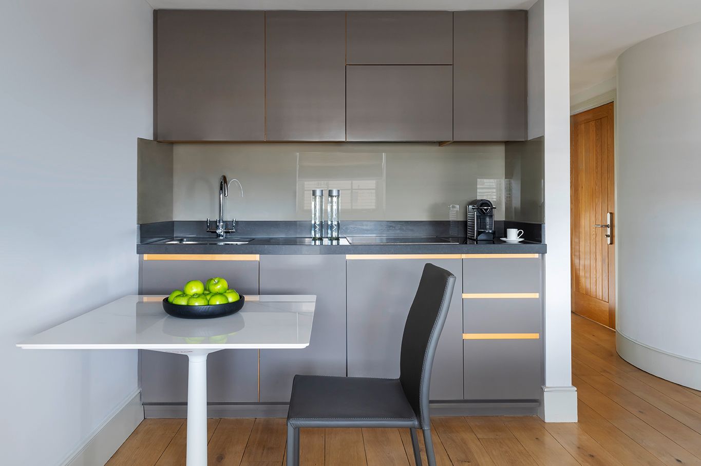 Bentinck Penthouse Studio photo 4