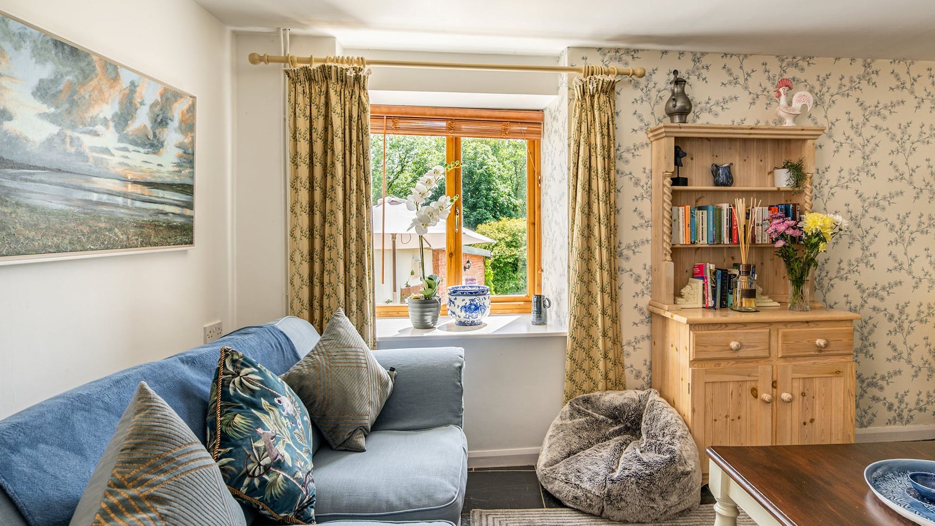 Aylesbury Cottage photo 5