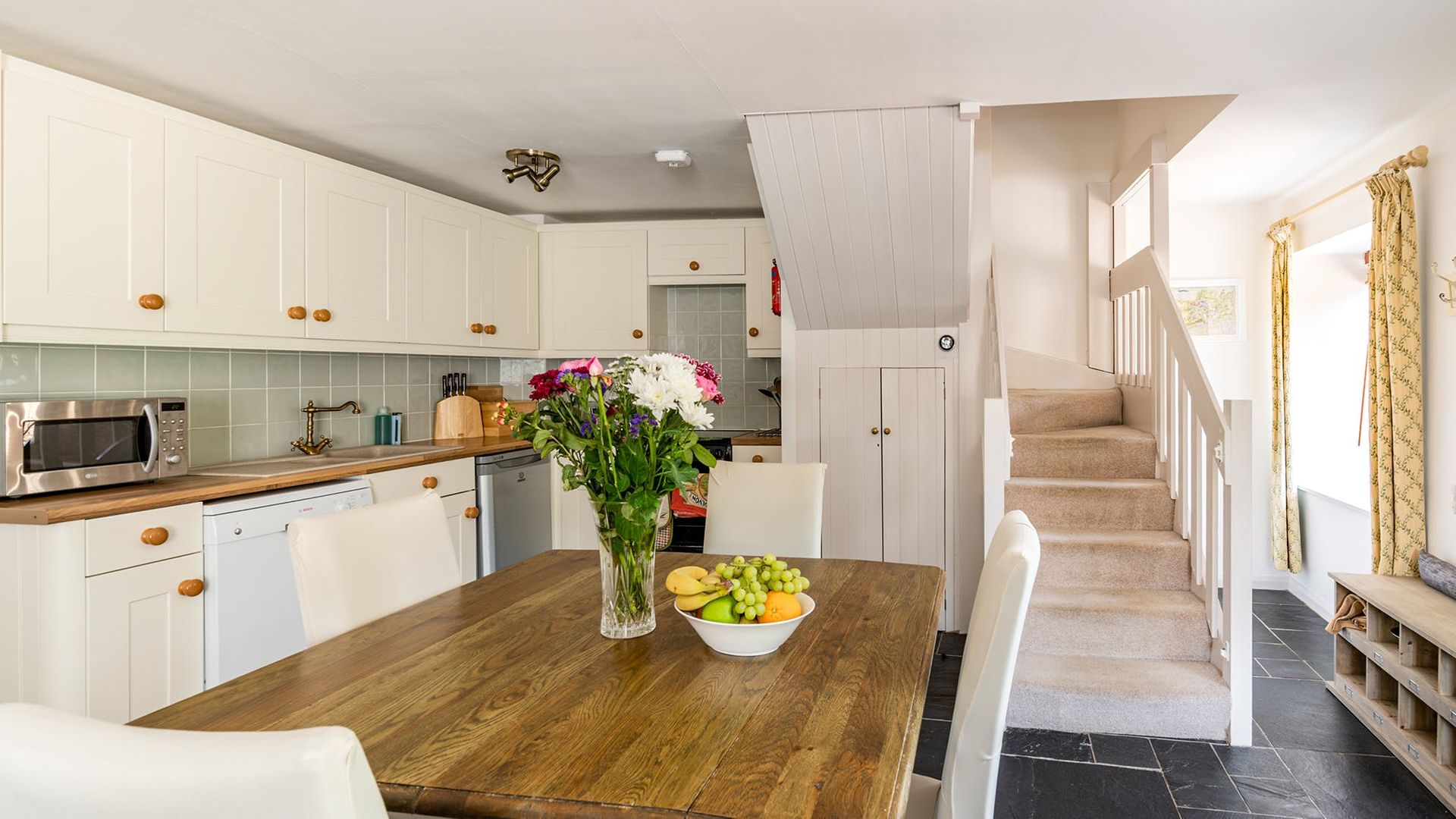 Aylesbury Cottage photo 6