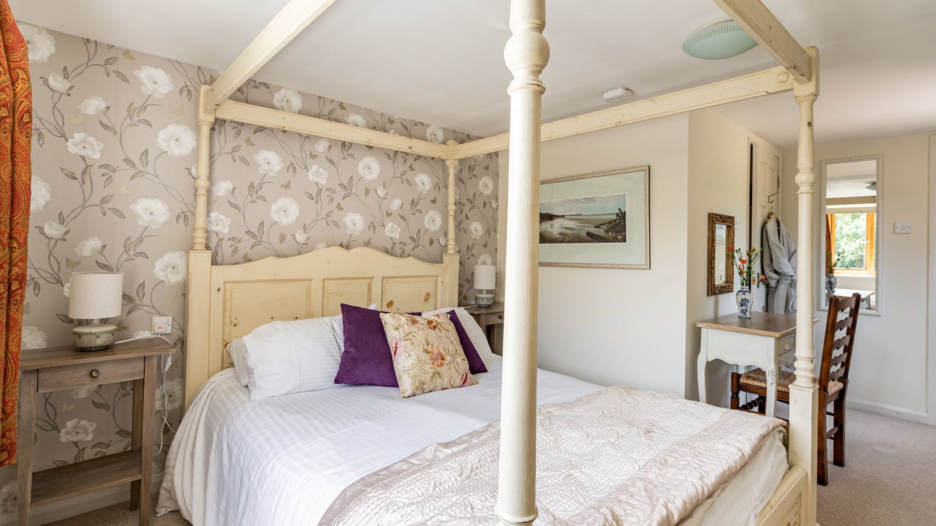 Aylesbury Cottage photo 9