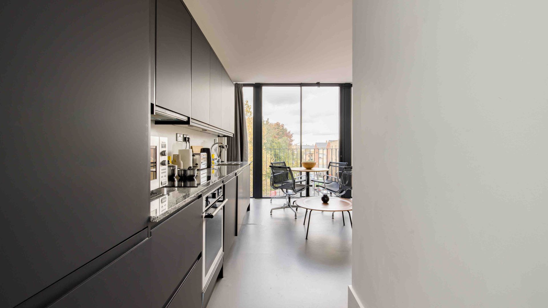Sleek East photo 10