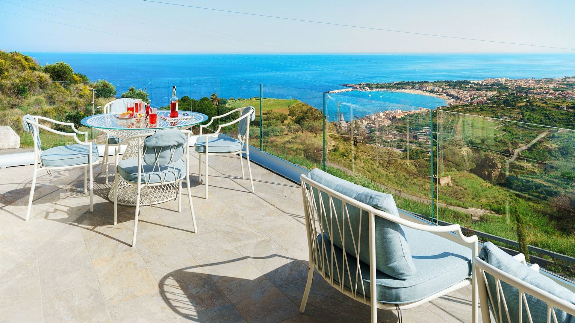 Paradise Mirage photo 2