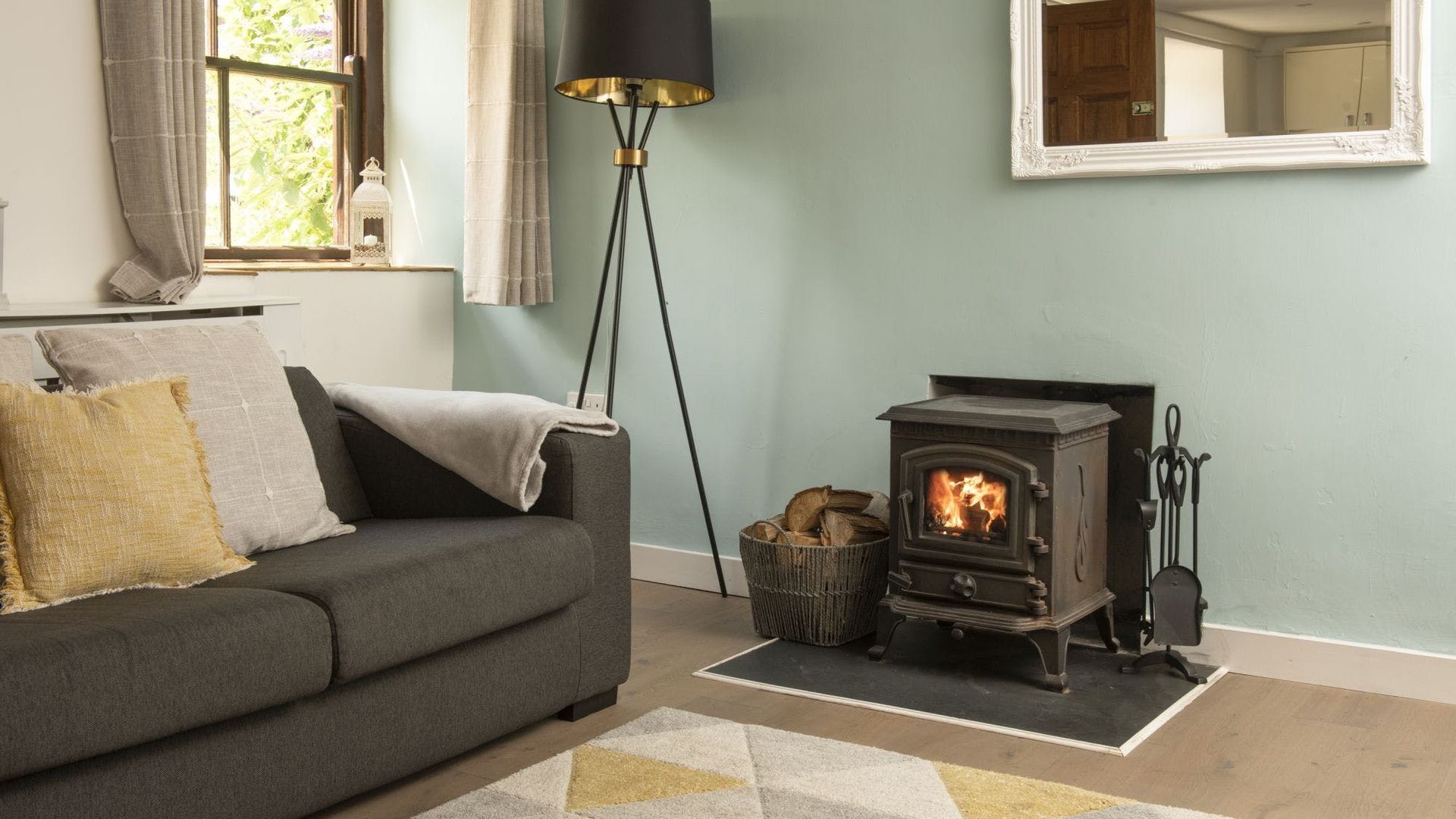 Fireside Frolics photo 2
