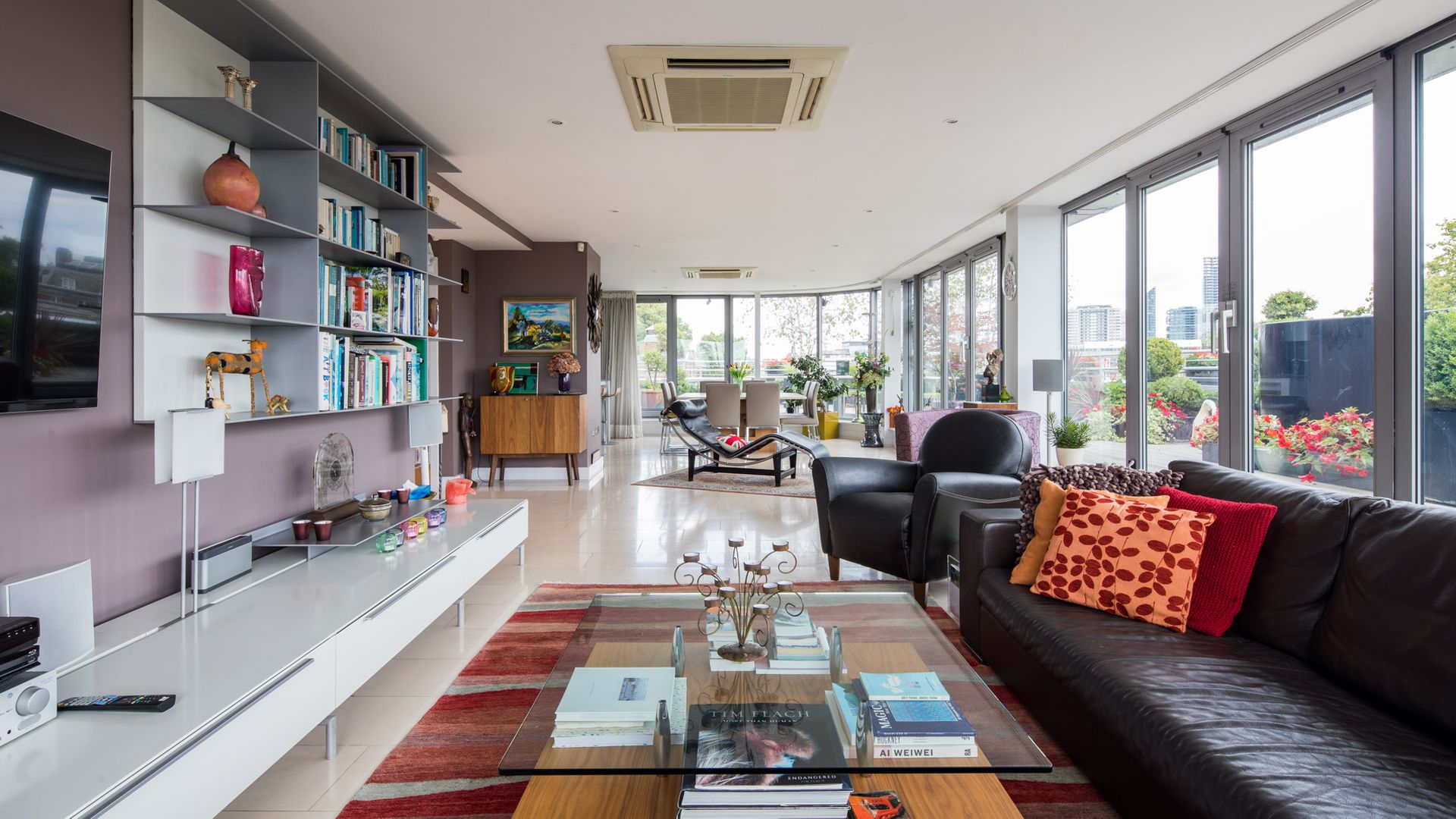 Penthouse Perspective photo 6
