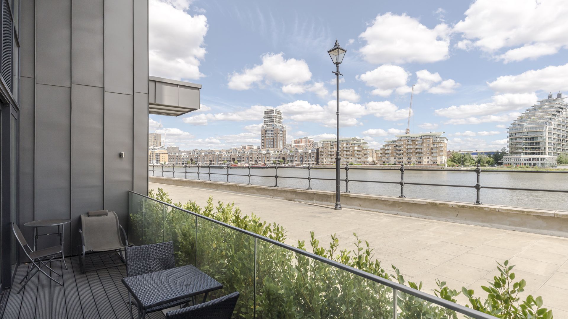 Riverside Dreams photo 2