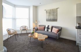 West Cliff Modern reviews