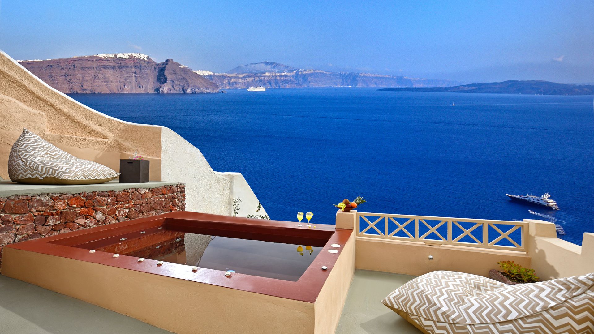 The Oia Oasis photo 1