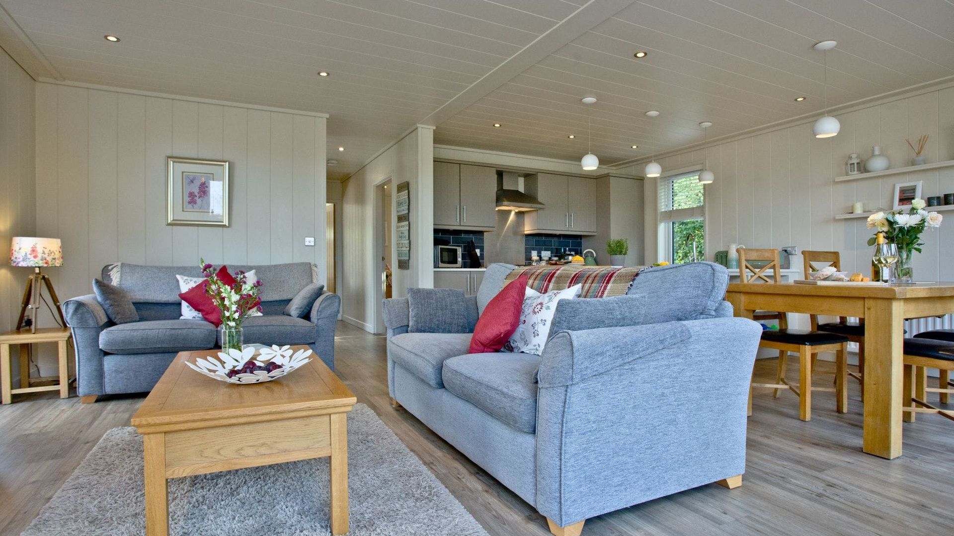 Dwell on the Deck photo 3