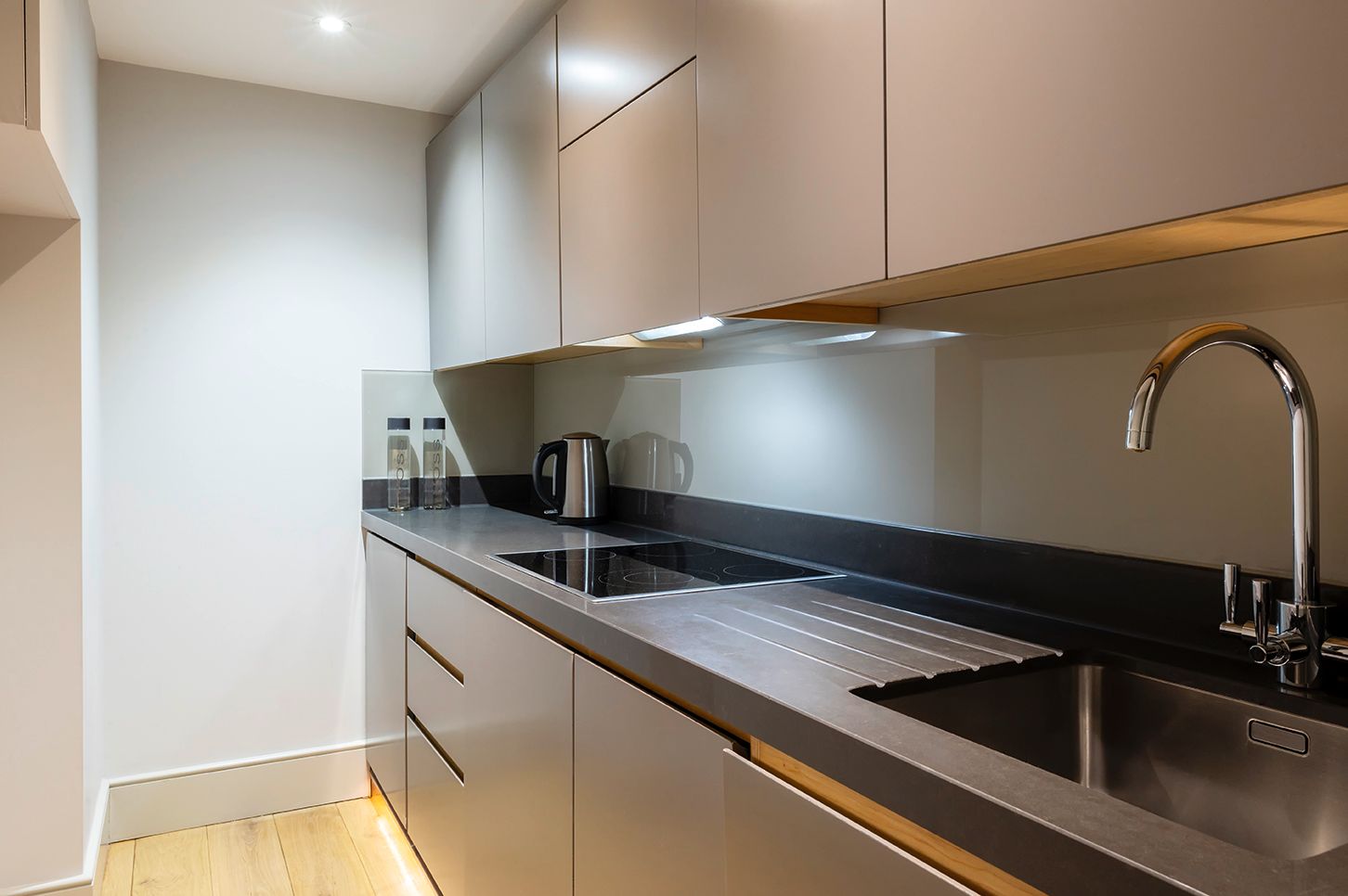 Bentinck Street Deluxe II photo 4