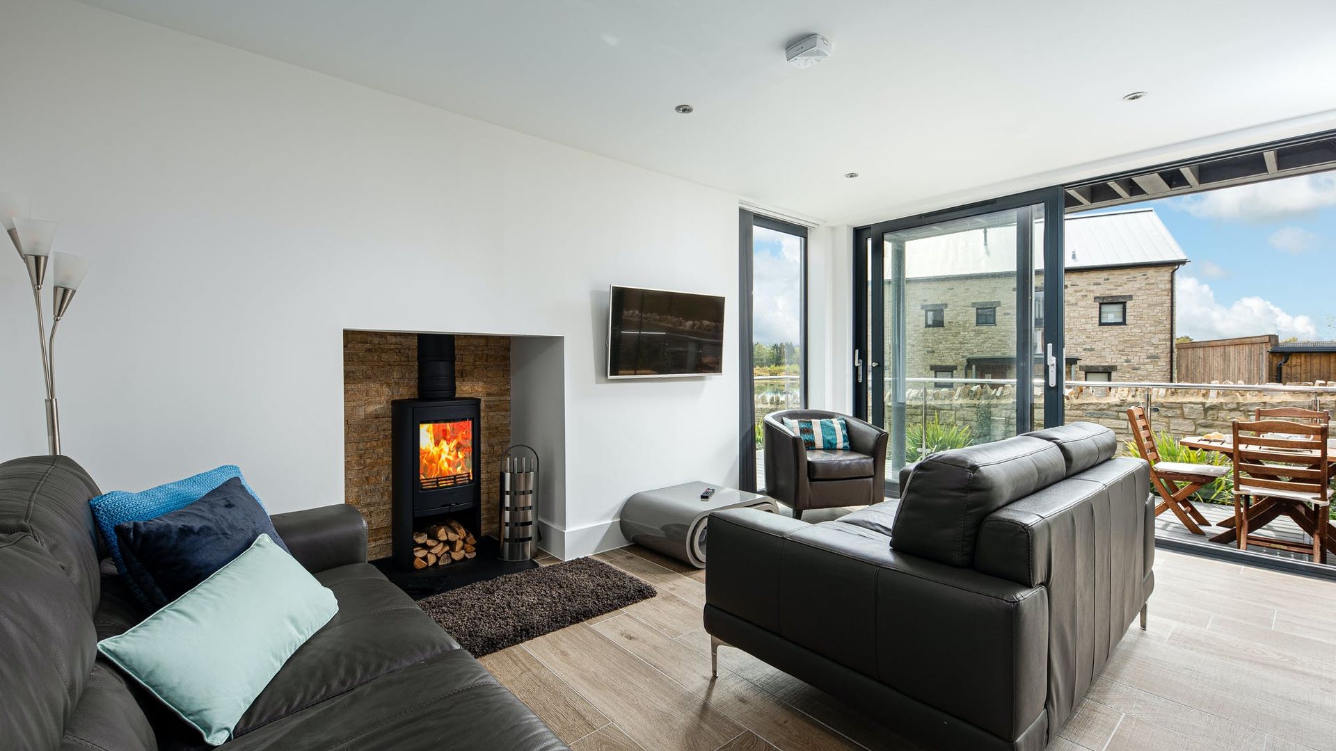 The Lakeside Abode photo 7