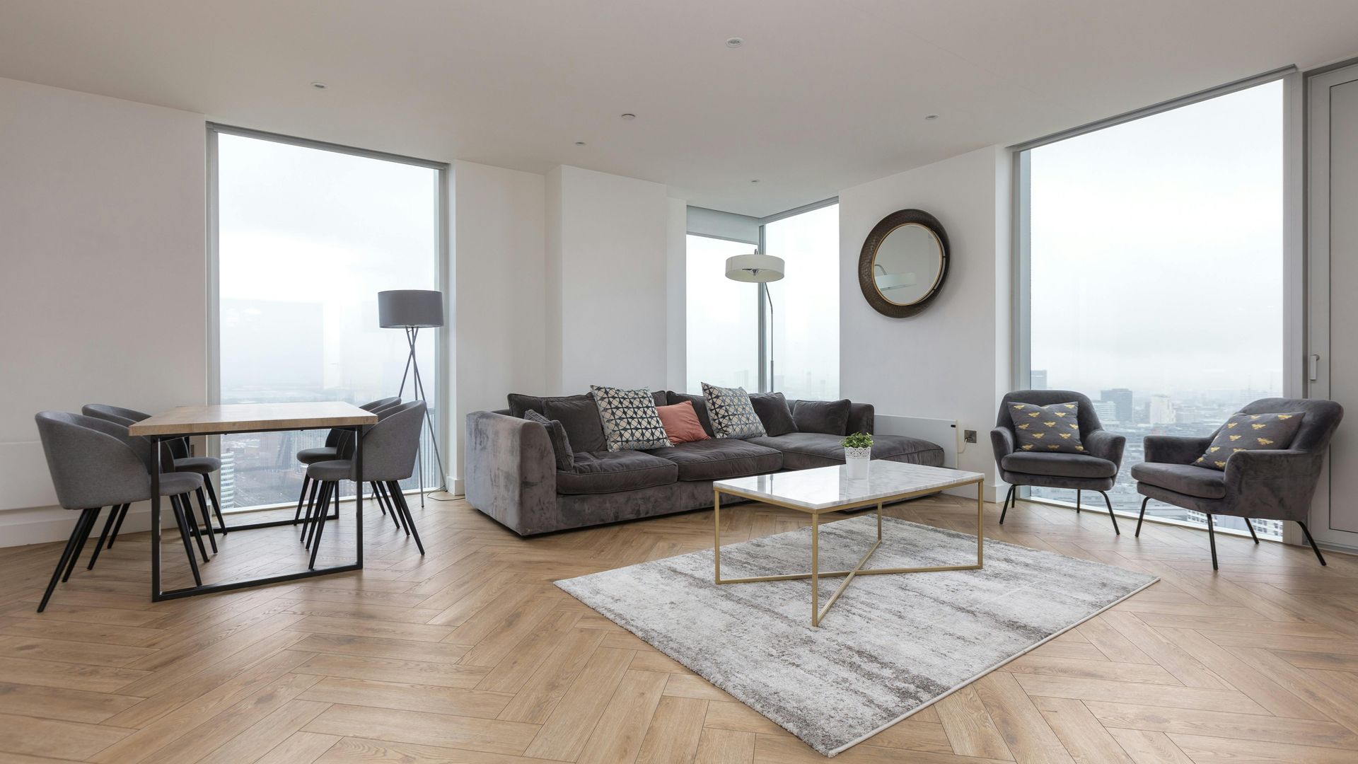 Skyline Suite photo 3
