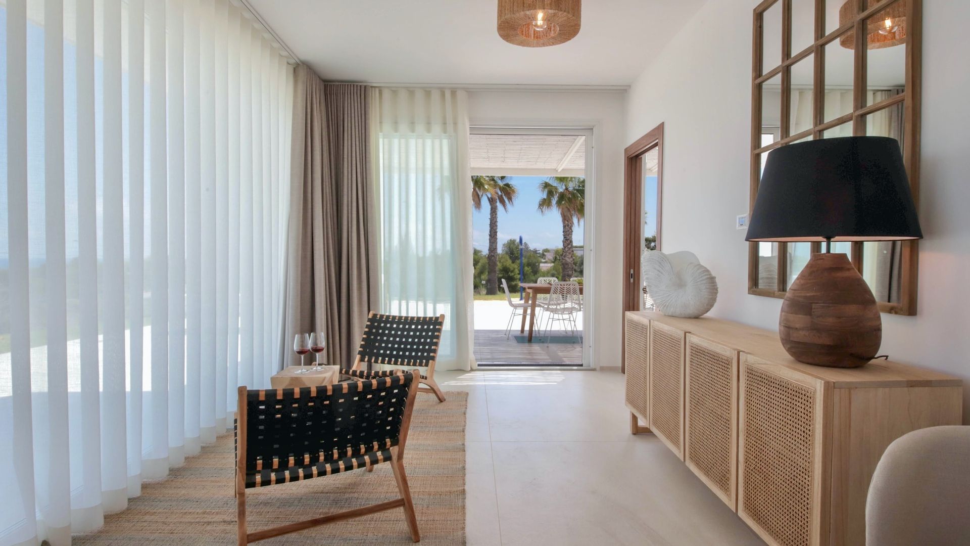 Blissful Beach House photo 1
