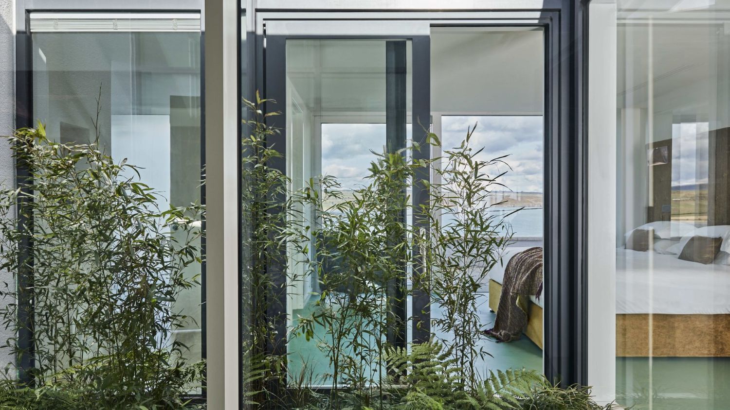 Cliff Beach House photo 14