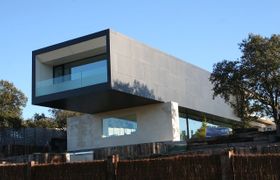 The Moat House reviews