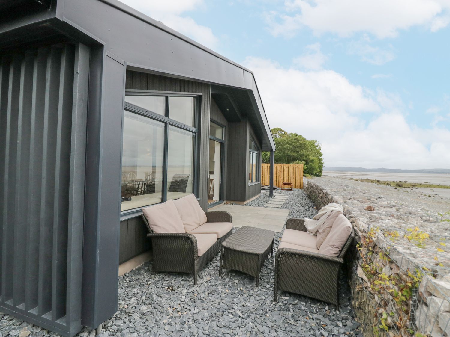 Driftwood Cottage photo 3