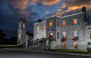 The  Lodges At Glenlo Abbey Hotel