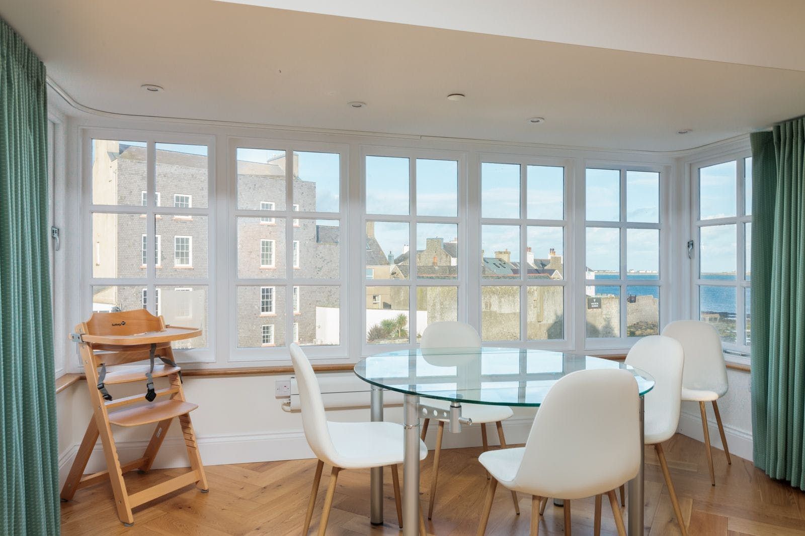 Harbour House photo 2