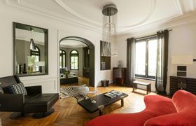 Porte Dauphine Townhouse reviews