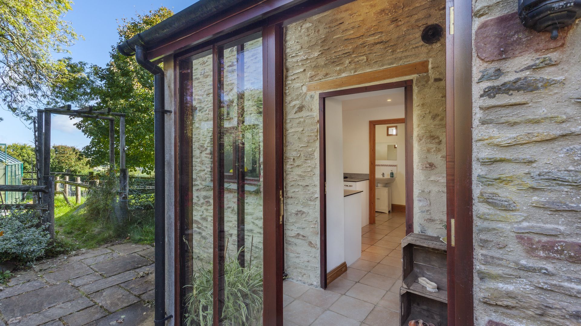 Putham Barn, Cutcombe photo 5