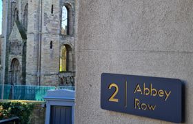 2 Abbey Row