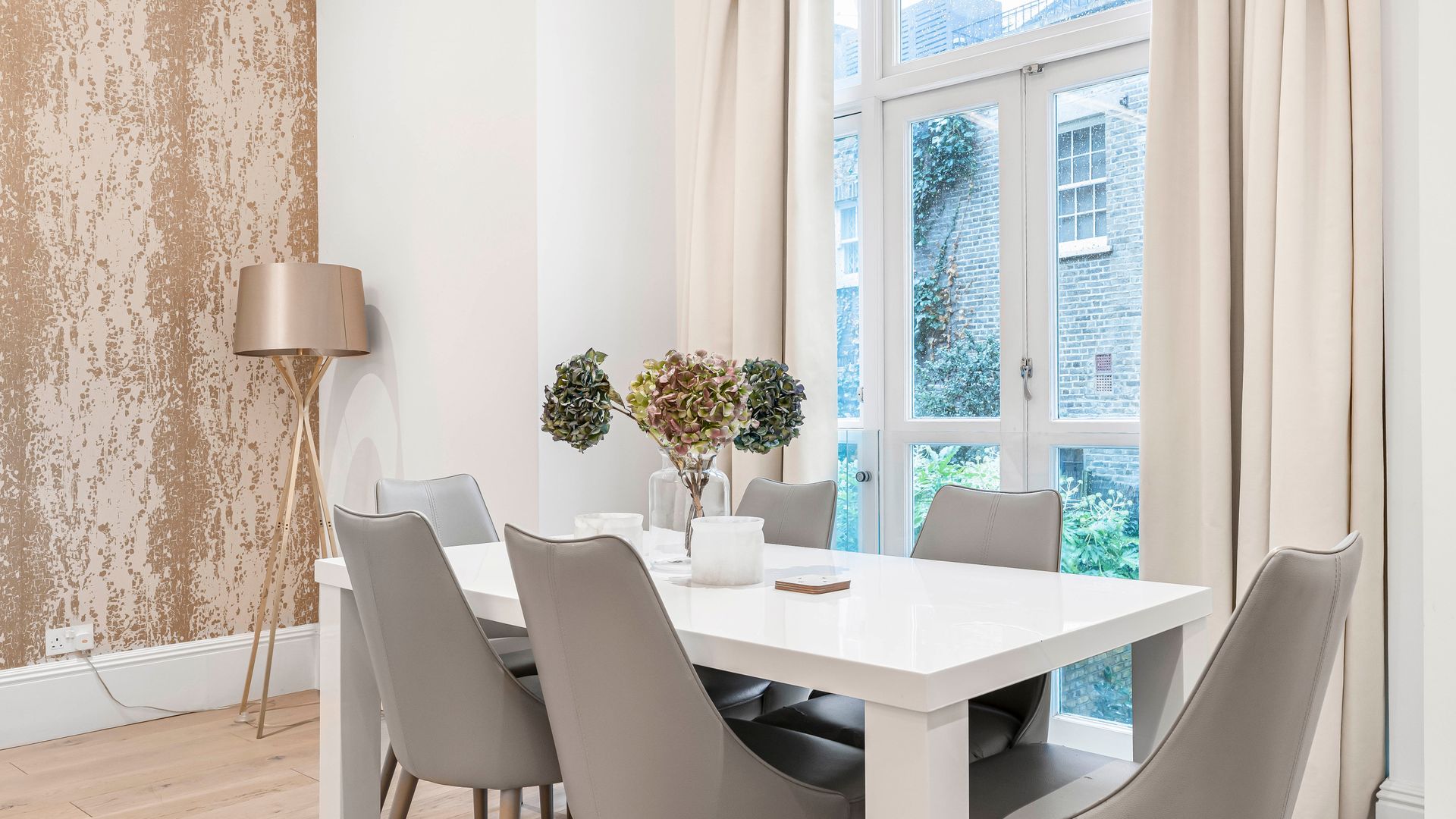 Elegant London photo 8