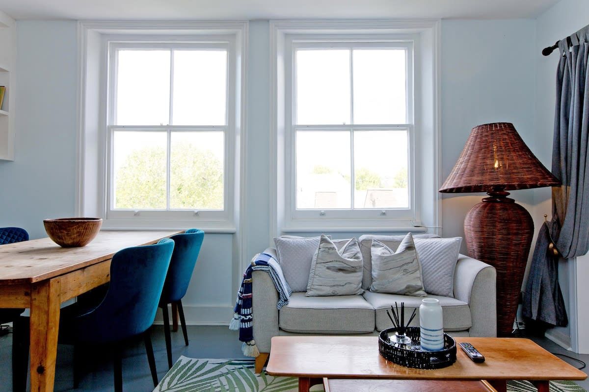 The Notting Hill Blue photo 5