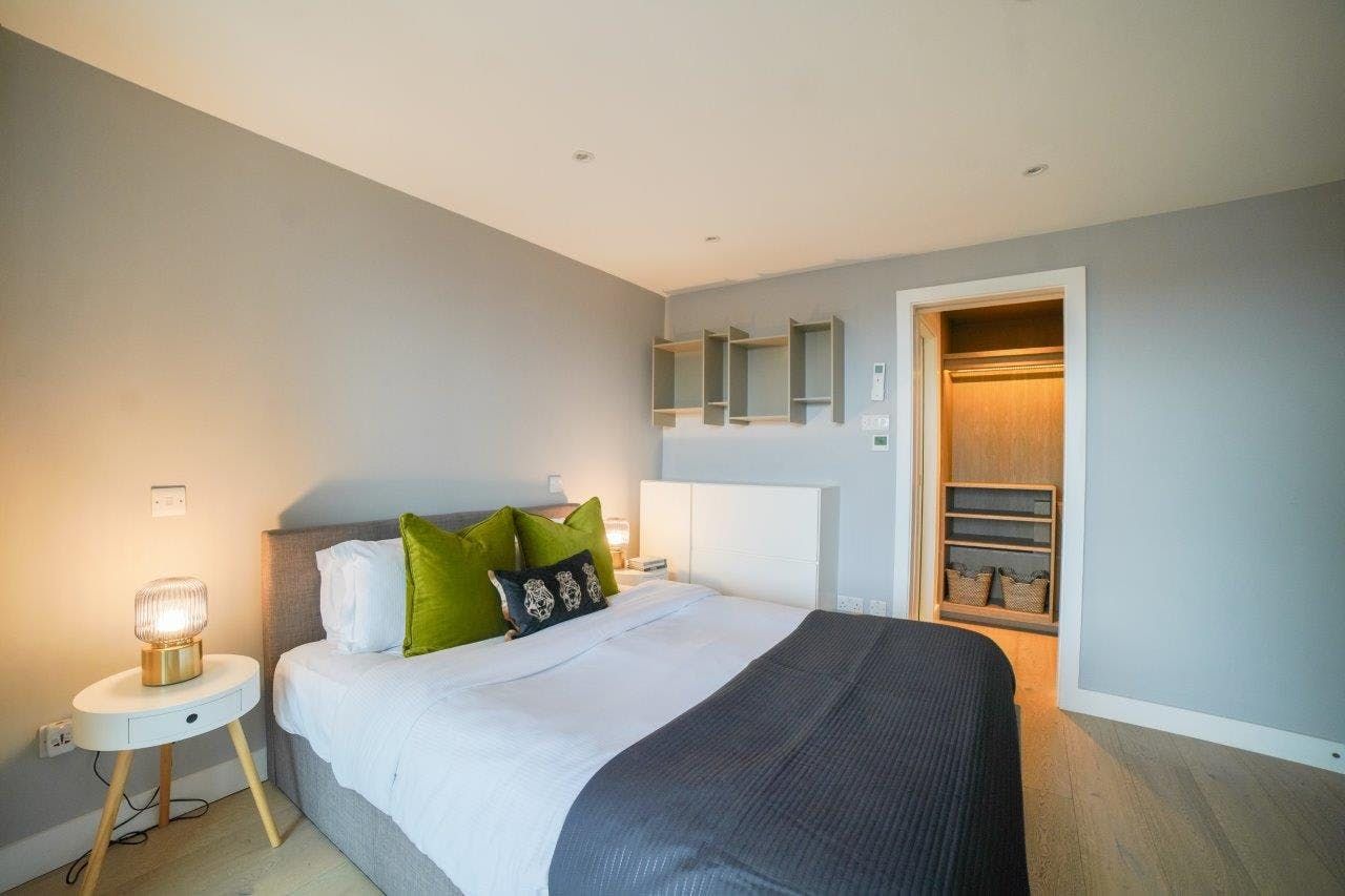South Kensington Heights photo 2