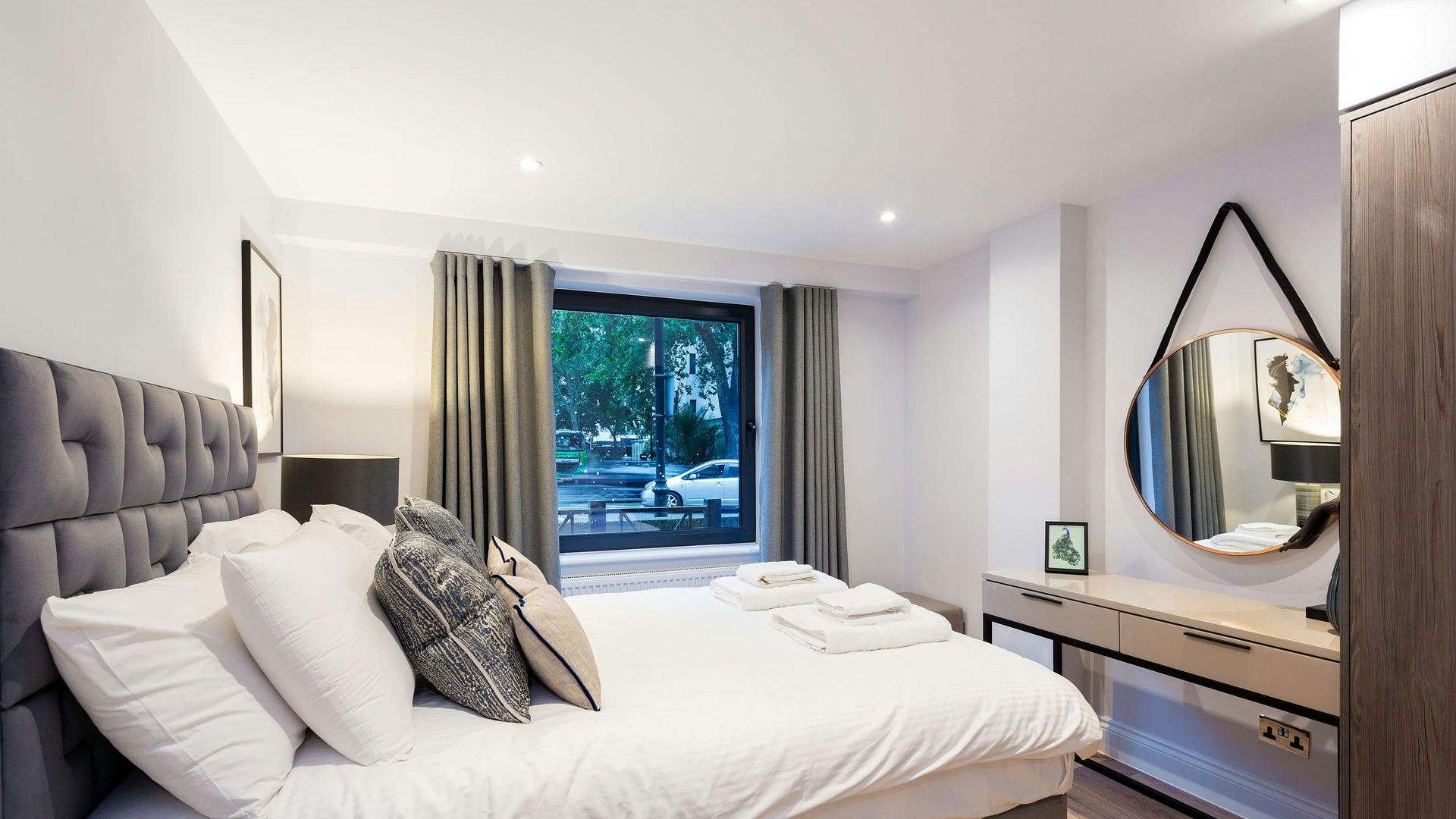 Modern Kensington photo 10
