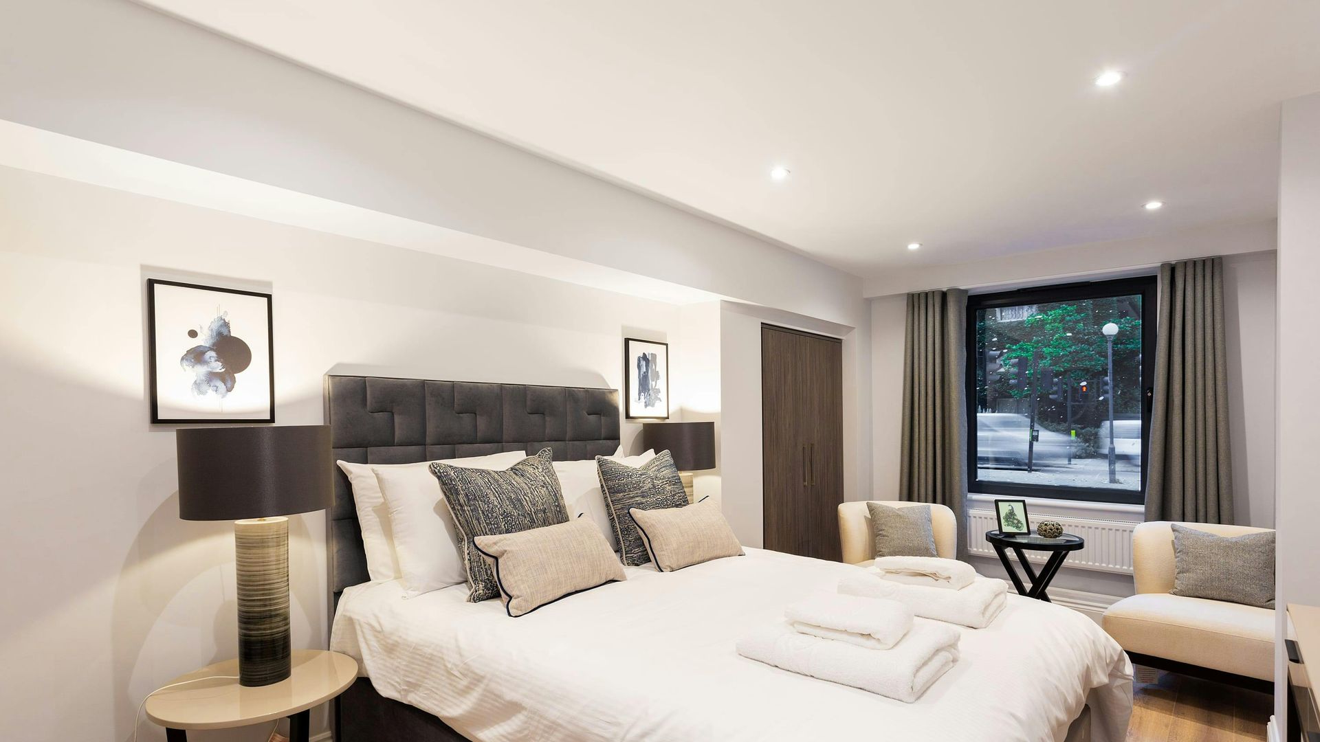 Modern Kensington photo 9