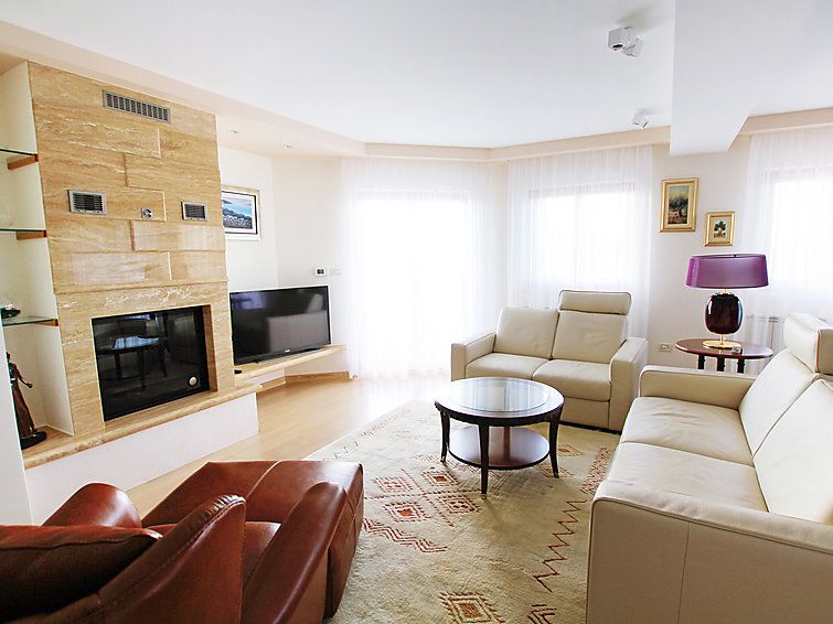 Villa Mustra photo 5