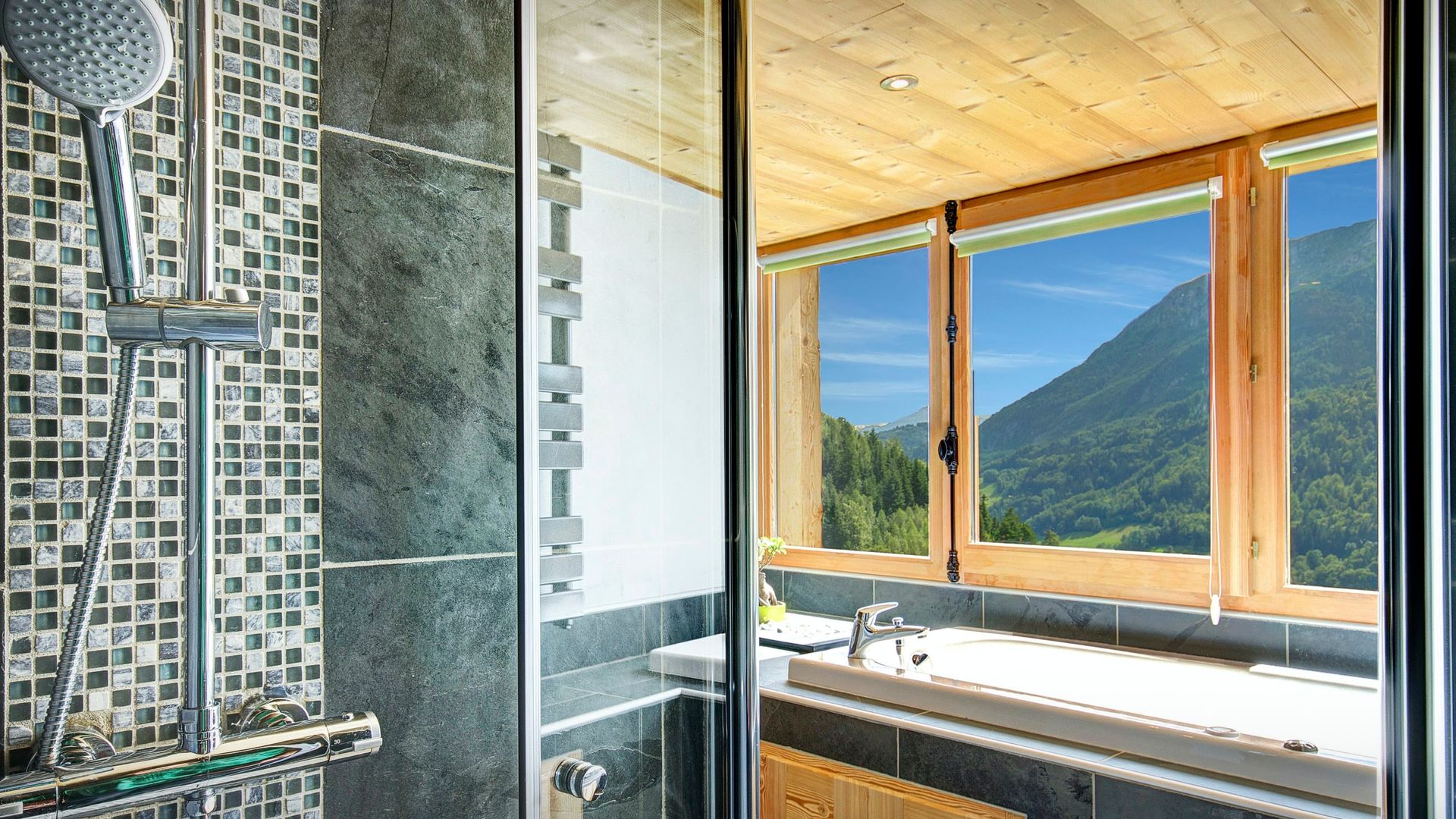 Mountain Romance photo 6