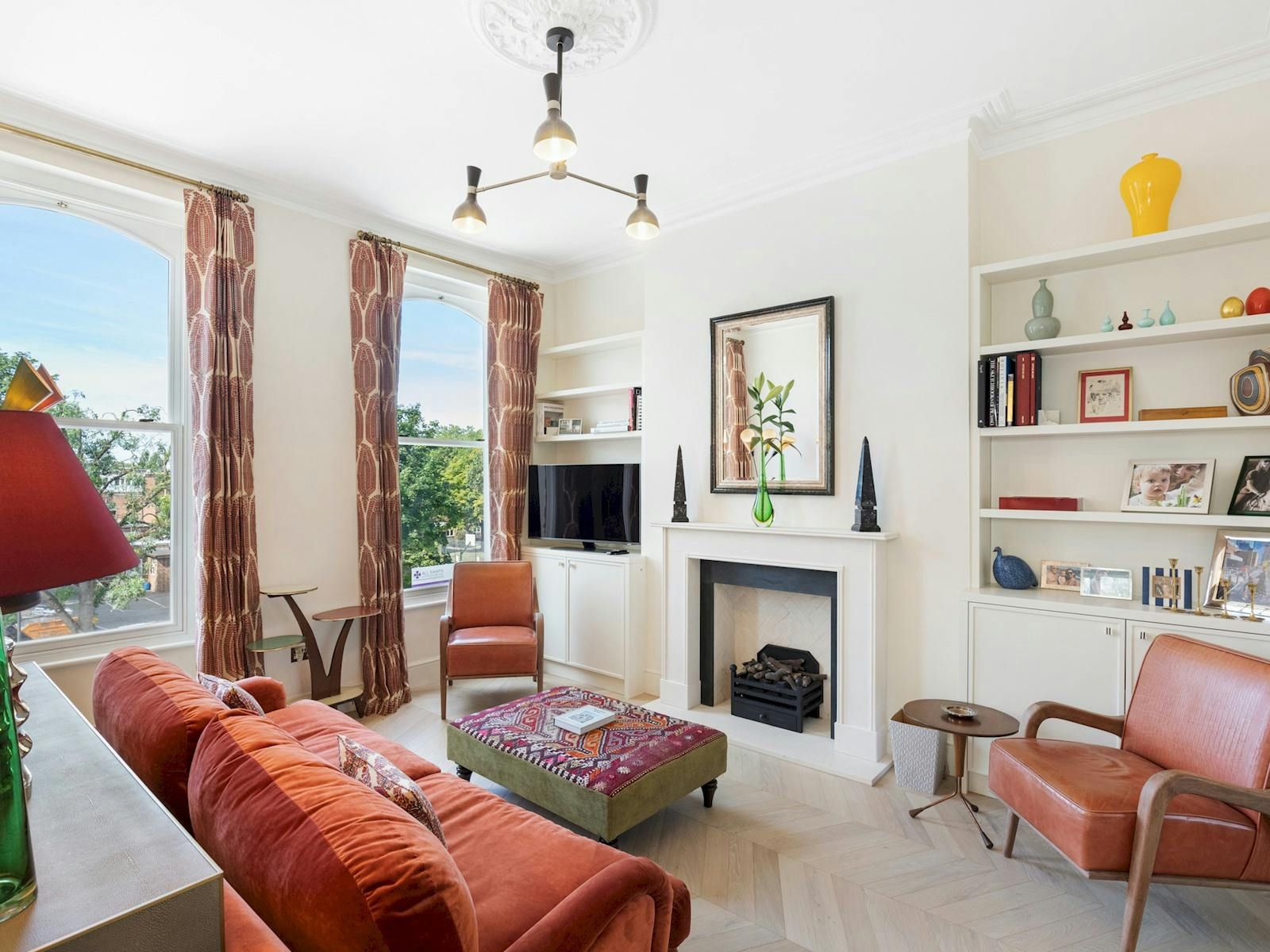 Kensington Colour photo 4