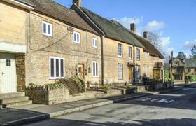 Summertime in Somerset reviews