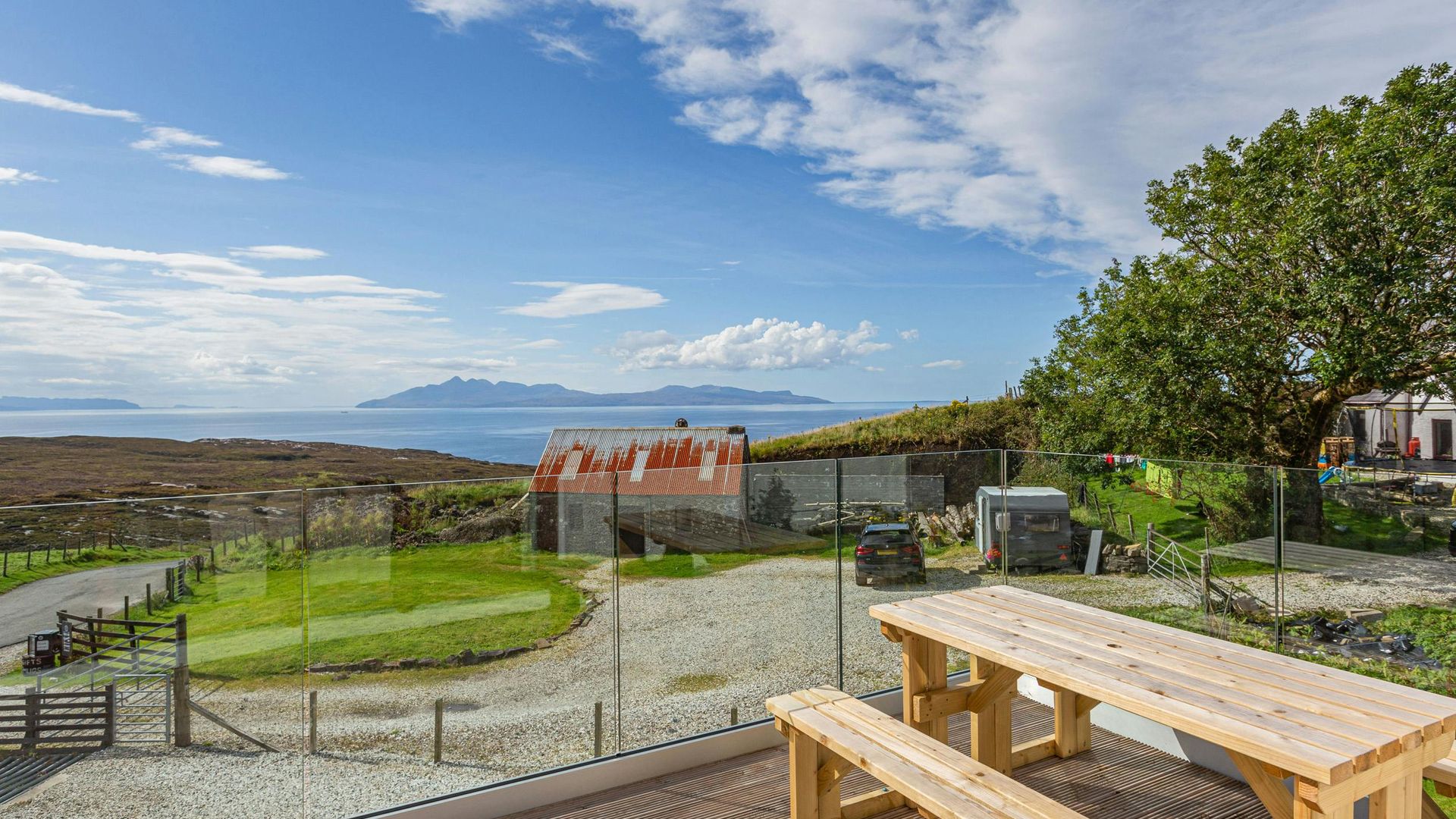 Sea & Skye photo 4