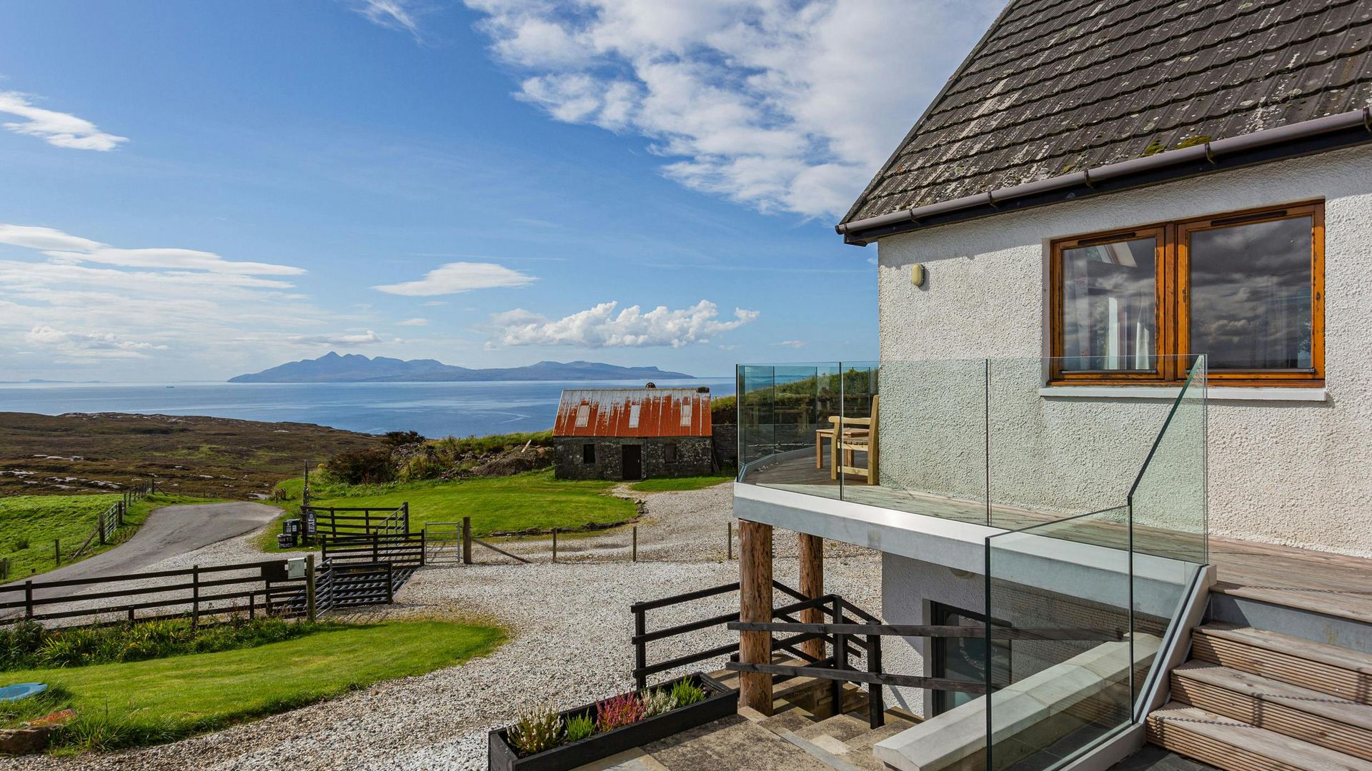 Sea & Skye photo 2