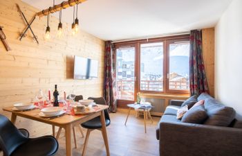 Le Curling B (Val Claret) Apartment 33