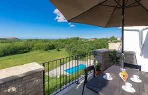 Veronica Holiday Home 3