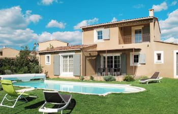 Le Clos Savornin V10ID Holiday Home 5