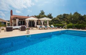 Villa Mutnik reviews