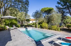 Le Clos Saint Emilie (Tennis & piscine) reviews