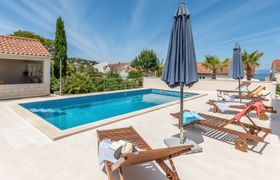 Villa 2 Pools Apartment 6 reviews