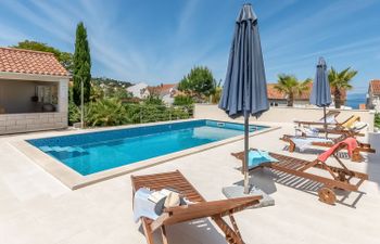 Villa 2 Pools