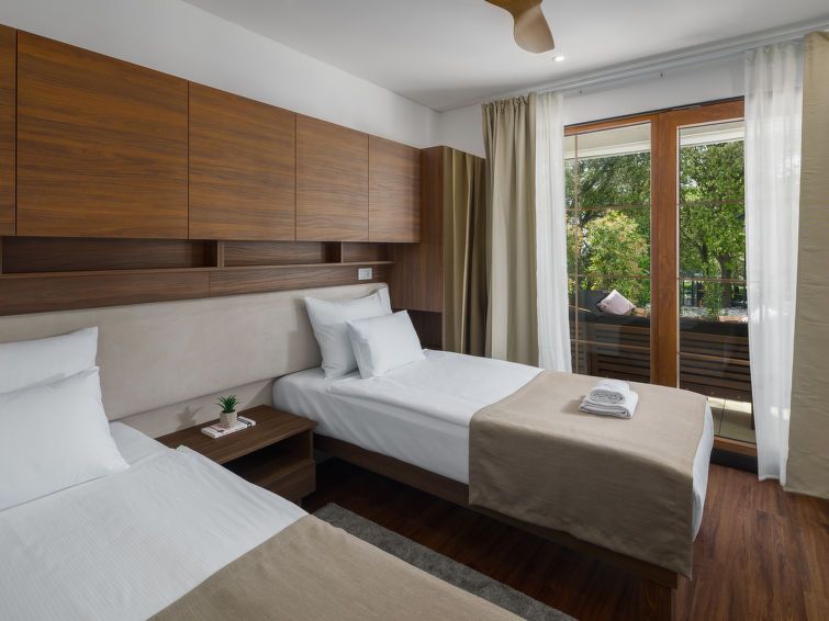 Luxury Bay Villa with private hot tub Villa 5 photo 5