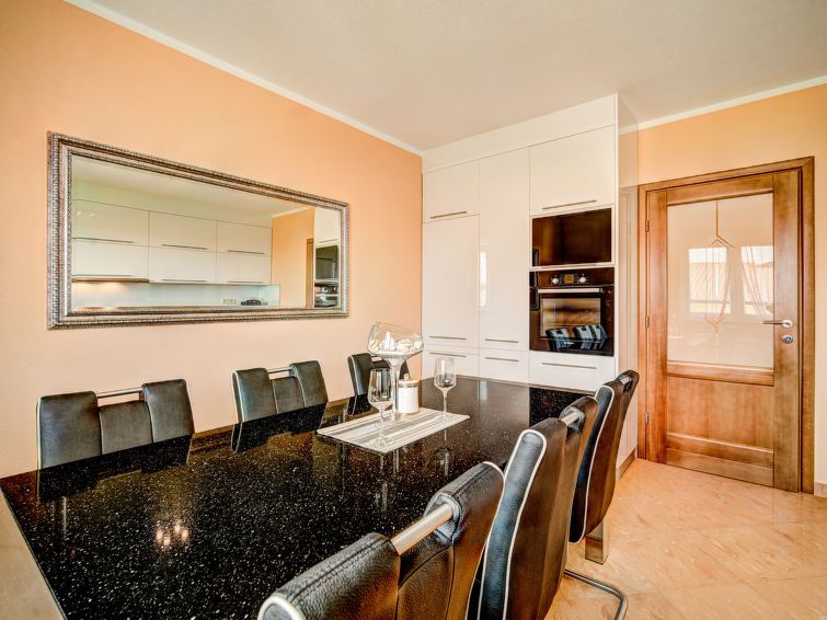 Tommy Apartment 2 photo 5