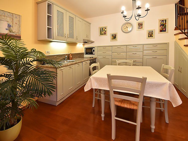 Deni Villa 2 photo 3