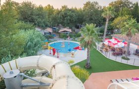 Le Mediterranée Apartment 9