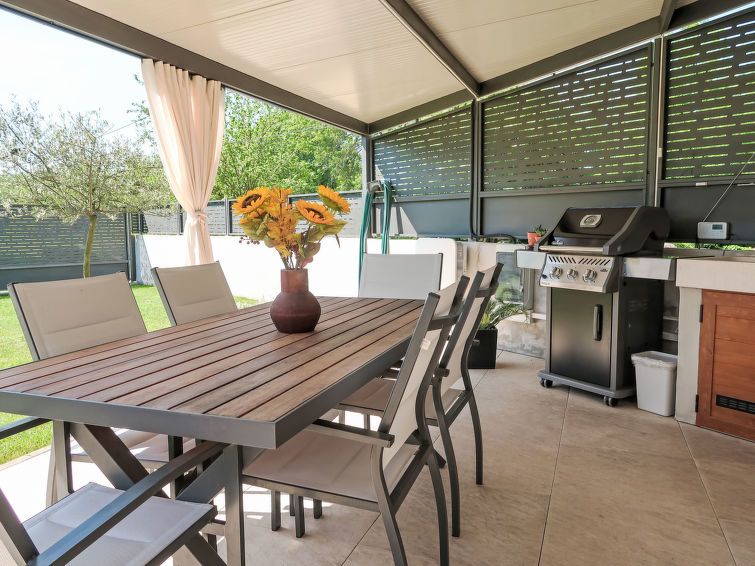Villa Lora photo 3