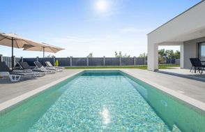 Villa Meraki