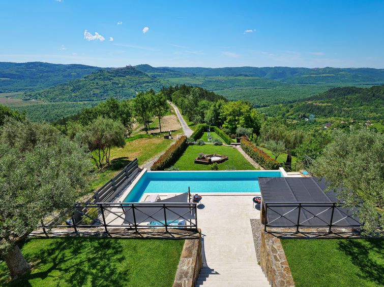 Villa Over the Hilltop photo 1
