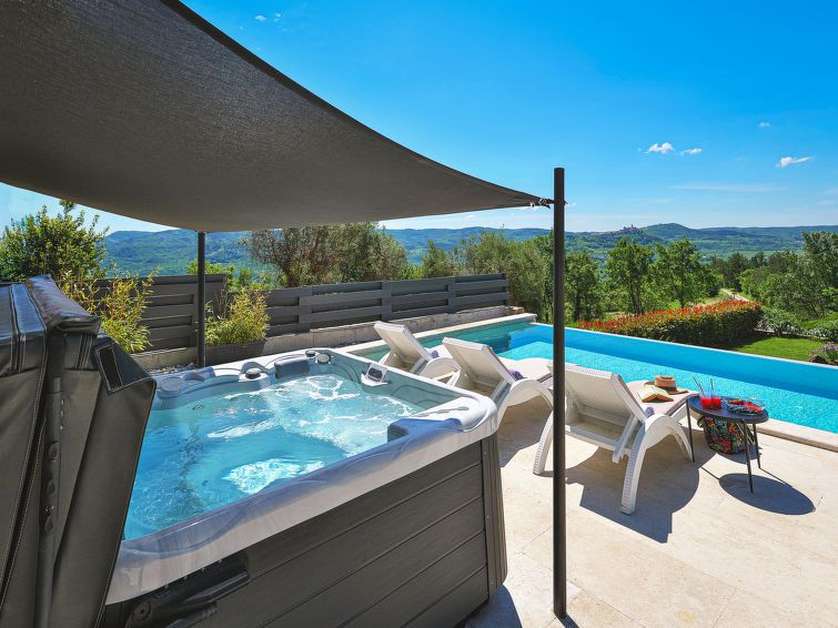 Villa Over the Hilltop photo 6